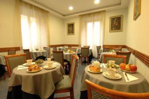Ercoli House 2* Rom